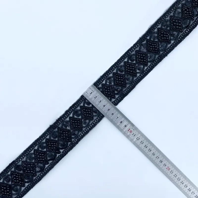 Bordure de dentelle noire ornée · 39 — Noir