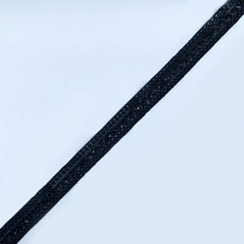 Borda de renda preta ornamentada · 49 — Preto