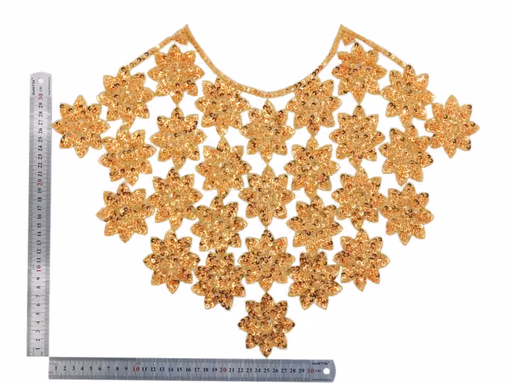 Gold floral neckline applique — Gold