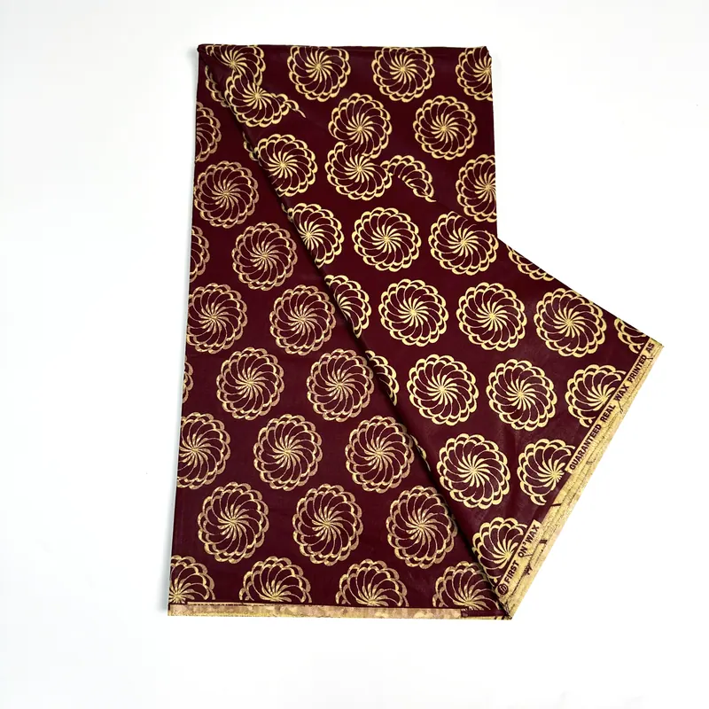 Wax com rosetas bordeaux — Bordeaux e dourado