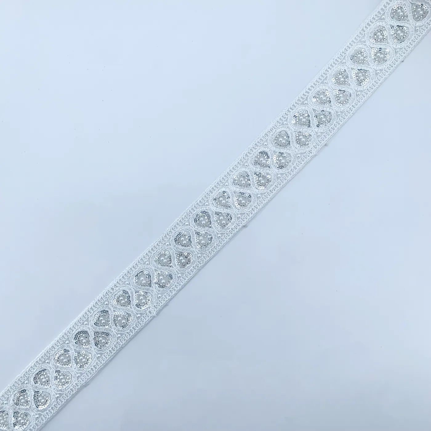 Lace nyeupe yenye mapambo · 15